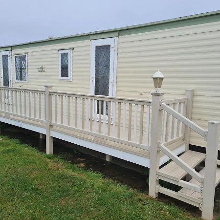 Corner Pitch 4 Berth Caravan Ingoldmells Exterior photo