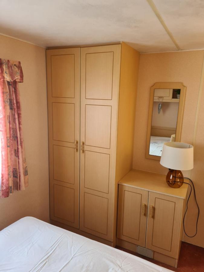 Corner Pitch 4 Berth Caravan Ingoldmells Exterior photo