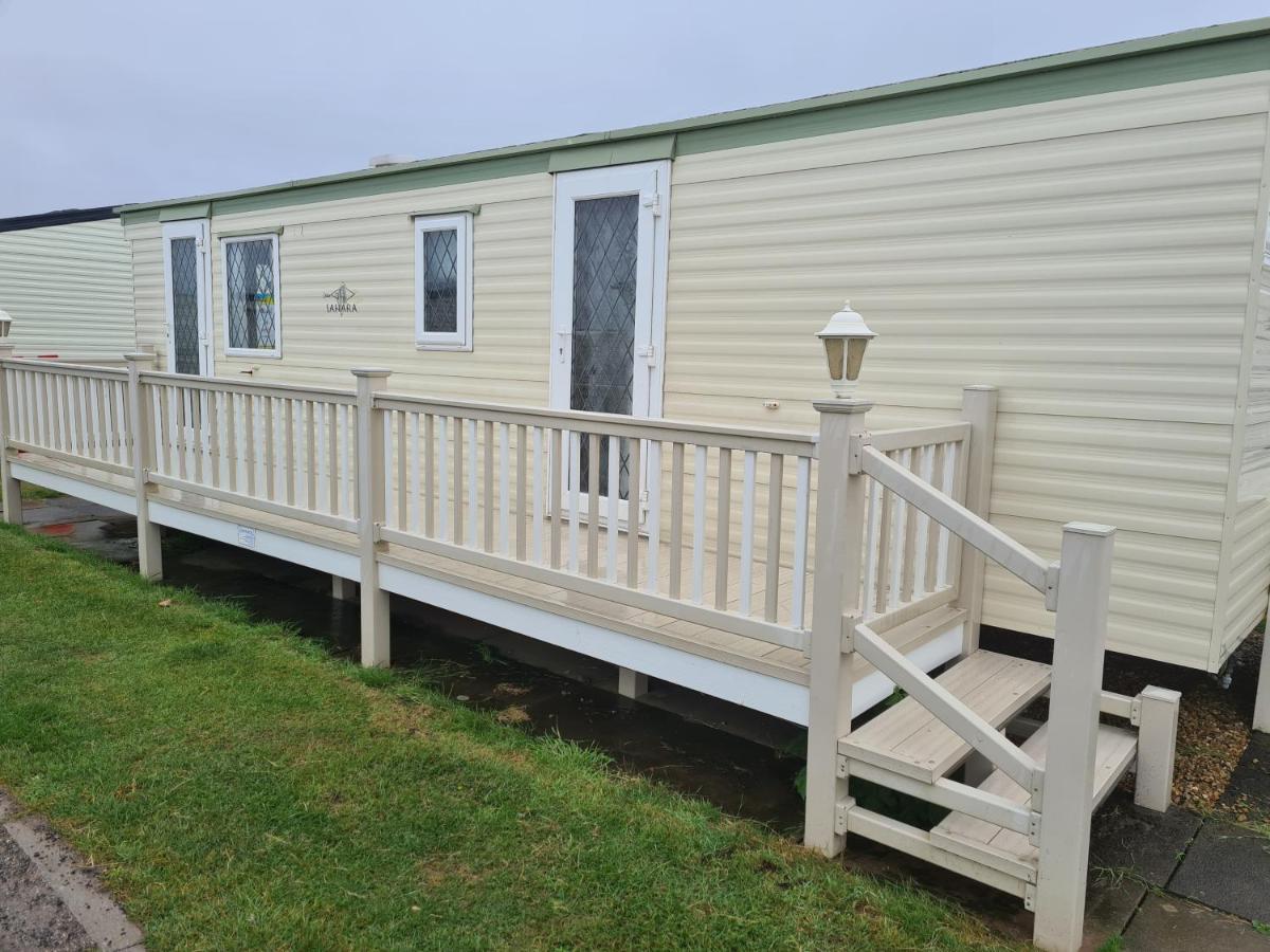 Corner Pitch 4 Berth Caravan Ingoldmells Exterior photo