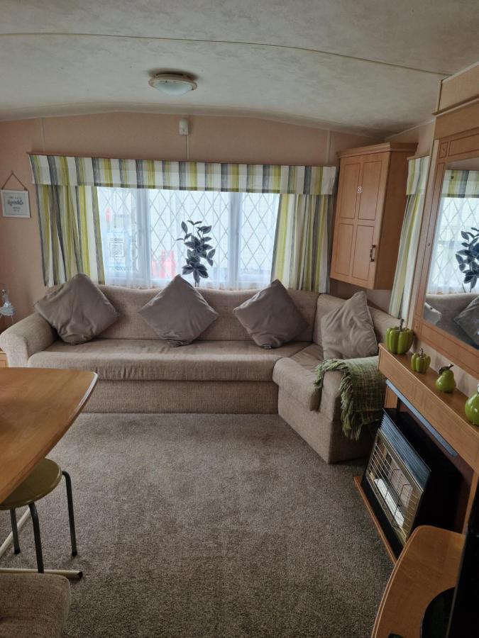 Corner Pitch 4 Berth Caravan Ingoldmells Exterior photo